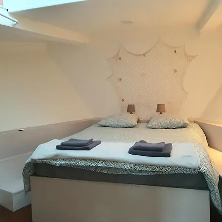 Exigehome - Peniche 120 M2 En Bord De Seine Calme Et Verdoyant Botel